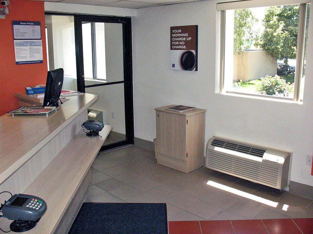 Motel 6-Council Bluffs, Ia - Omaha East Wnętrze zdjęcie